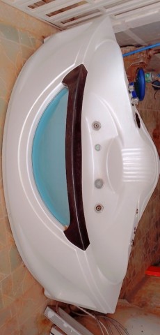 Venda BANHEIRAS DE HIDROMASSAGEM CADA 400 mil