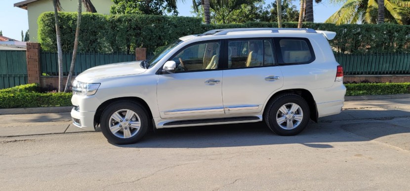 Venda LAND Cruiser GXR