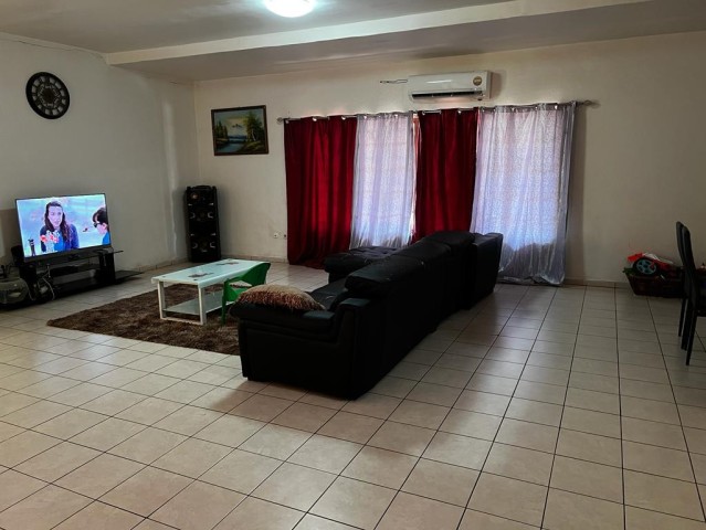 Venda VENDE-SE VIVENDA V3 + ANEXO COM PISCINA - (PATRIOTA)