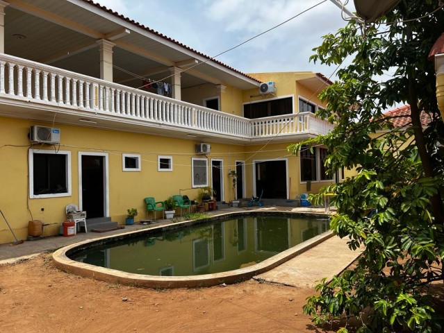 Venda VENDE-SE VIVENDA V3 + ANEXO COM PISCINA - (PATRIOTA)
