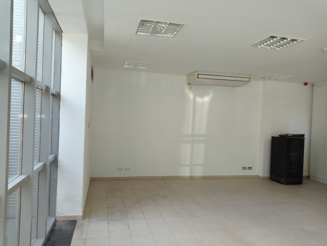 Venda ARRENDA-SE ESCRITÓRIO 180M2 DUPLEX - CORIMBA