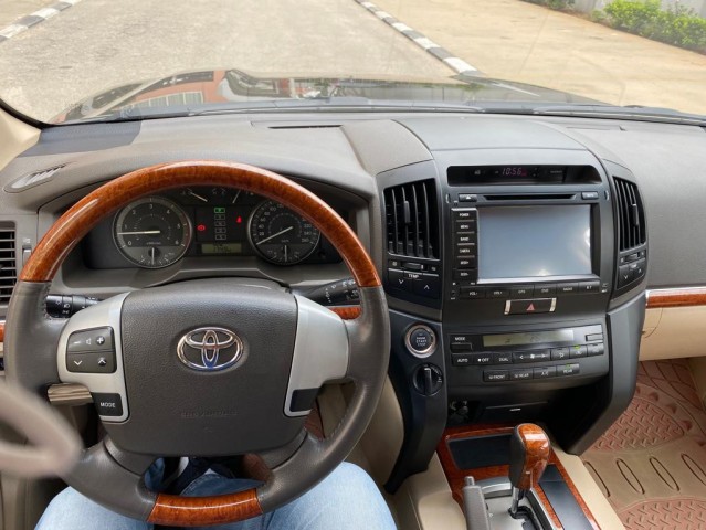 Venda Land Cruiser V8
