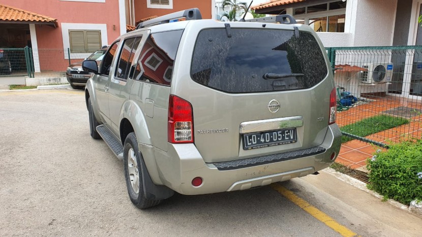 Venda Nissan Pathfinder impecavèl