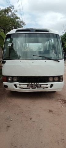 Venda Toyota COASTER