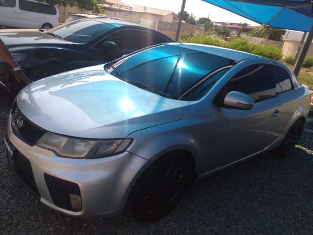 Venda Kia cerato koupe selado
