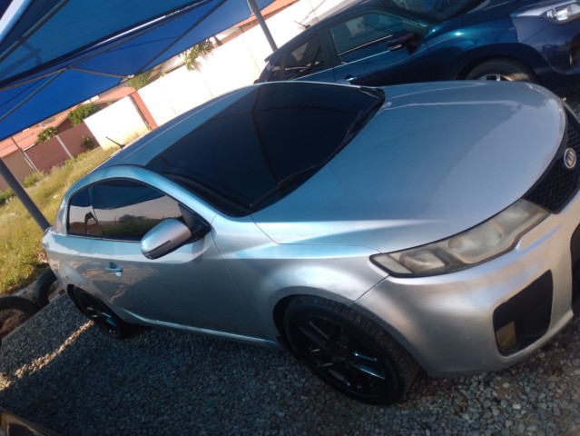Venda Kia cerato koupe selado