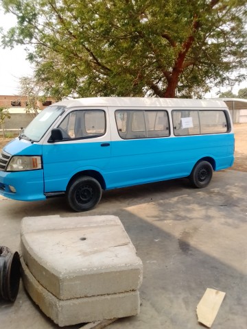 Venda Hiace Jimbei