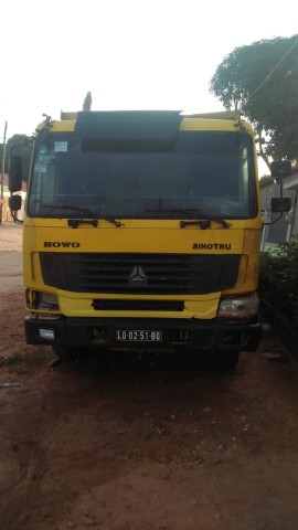 Venda Camião Basculante Sinotruck Howo