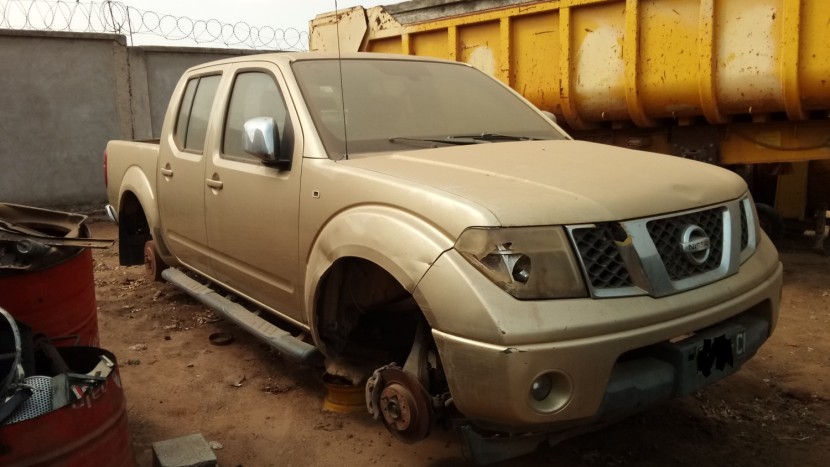 Venda Carcaça de Nissan Navara