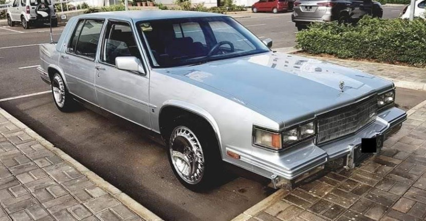 Venda Cadillac Fleetwood