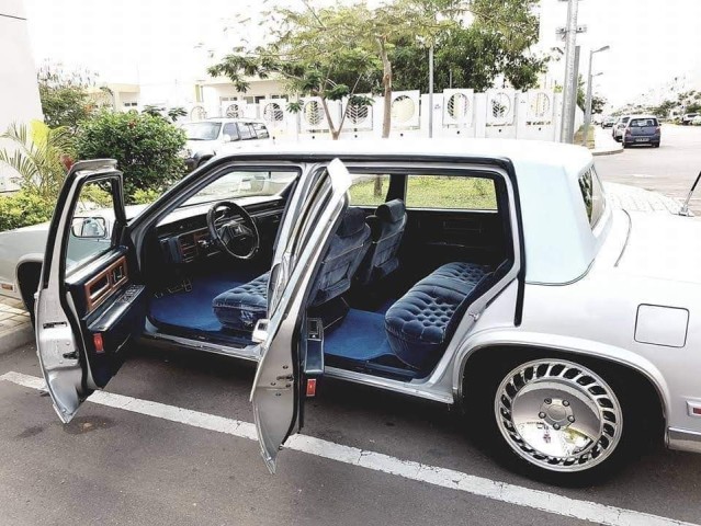 Venda Cadillac Fleetwood