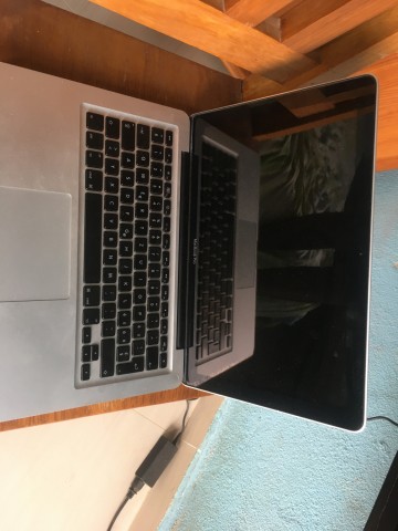 Venda MACBOOK PRO 7.1