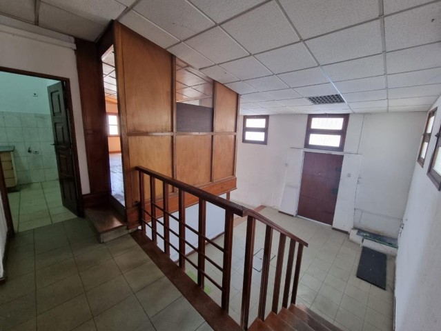 Venda Apartamento T3+1 Maianga