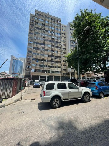 Venda VENDER: APARTAMENTO T1 LARGO JOTA PIMENTA INGOMBOTA
