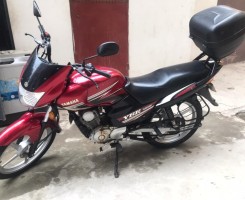 A venda Yamaha ( YBR 125 )