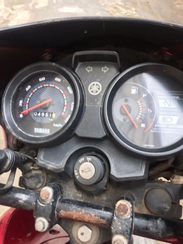 Venda Yamaha ( YBR 125 )
