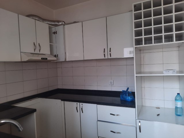 Venda Vende-se um apartamento T3 na centralidade do kilamba