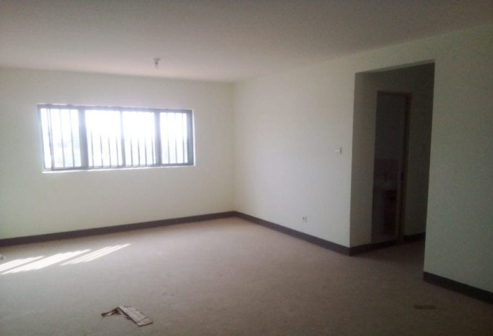 Venda Apartamento T3 rei do chão
