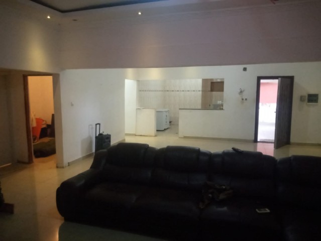 Venda Vende-se uma casa T3