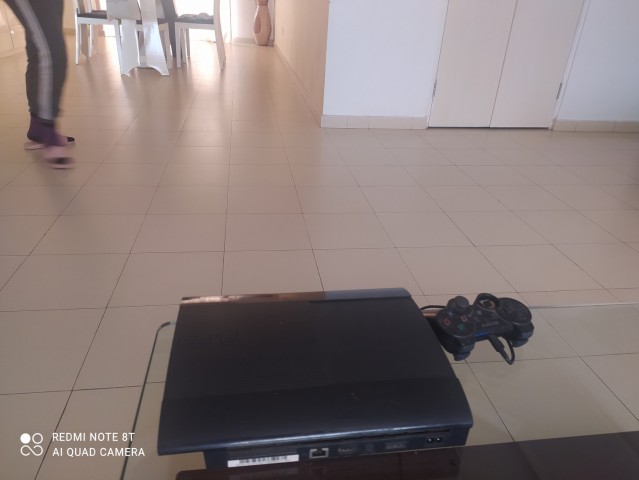 Venda Vendo uma PSP 3 semi nova em bom estado de conservação preço negociáveis