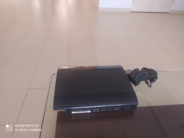 Venda Vendo uma PSP 3 semi nova em bom estado de conservação preço negociáveis