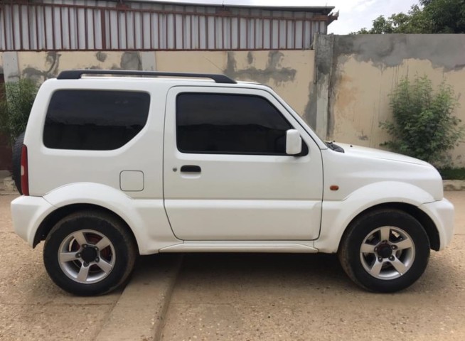 Venda Suzuki jimmy