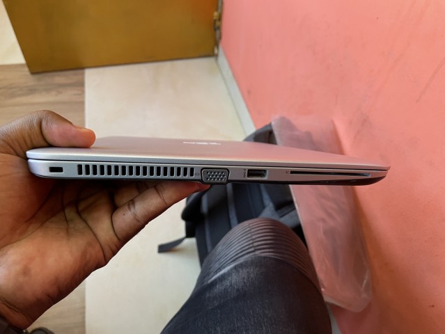 Venda Portáteis HP Elitebook Core i7 8GB/256GB SSD