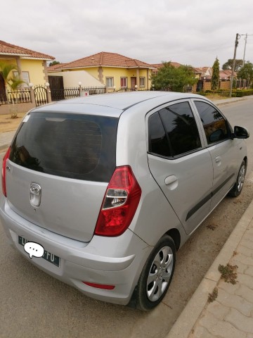 Venda Yhundai I10 1.0 cosal impecável