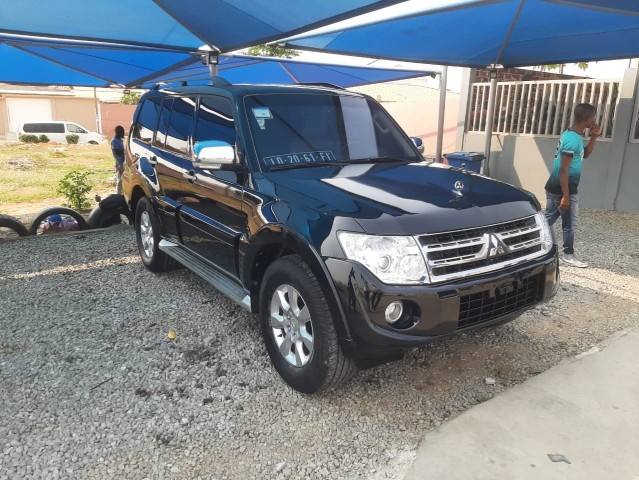 Venda Mitshubishi pajero impecável v6