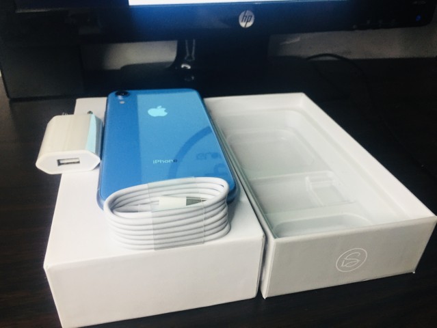 Venda IPhone XR 64GB