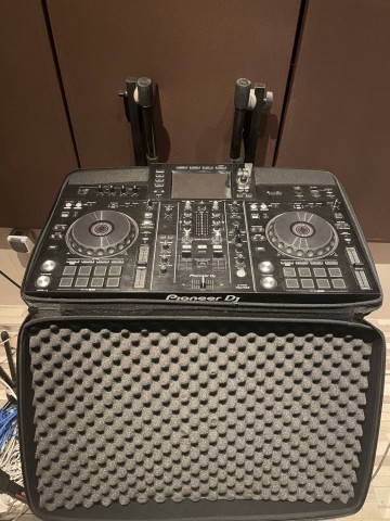Venda Controladora Stand Alone Pioneer XDJ-RX2 + Flight case ( Mala )