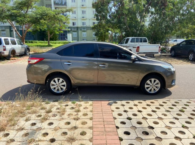 Venda Toyota yaris selado