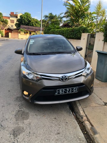 Venda Toyota yaris selado
