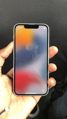 Venda IPhone 13 Mini/128GB, novo (com carregador) origem Reino Unido: 490 mil