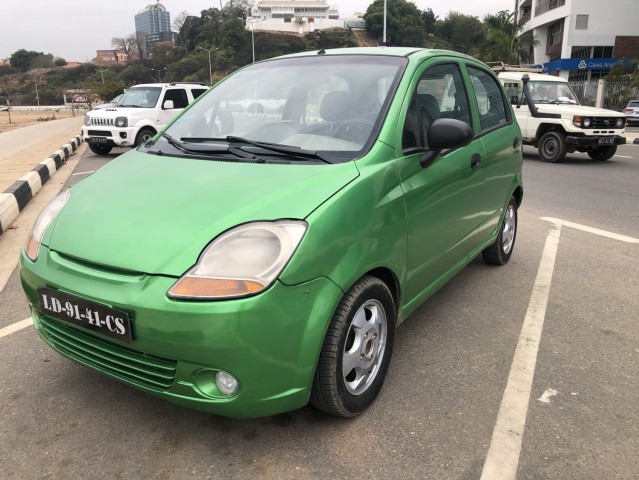 Venda Chevrolet Spark LS semi no a 2.300.000 kz negociável