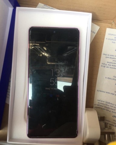 Venda SAMSUNG GALAXY S20 (SEMI NOVO) 180.000kzs (negociável)