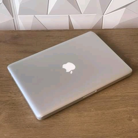 Venda MacBook Pro 2012 Semi novo