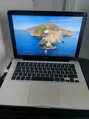 Venda MacBook Pro 2012 Semi novo