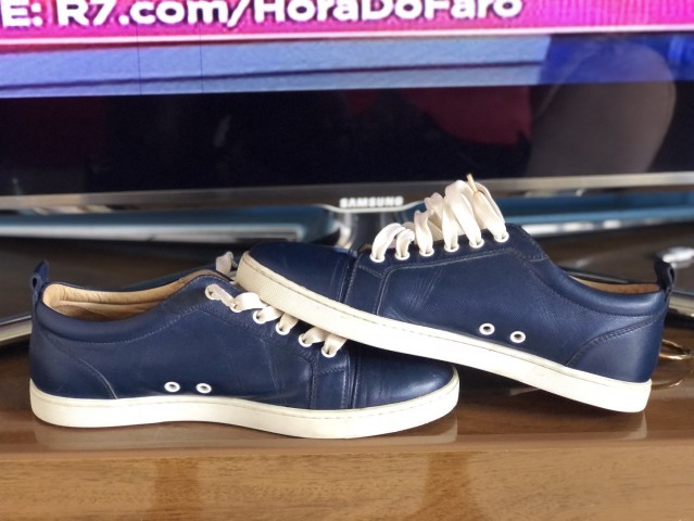 Venda Christian Louboutin clássica