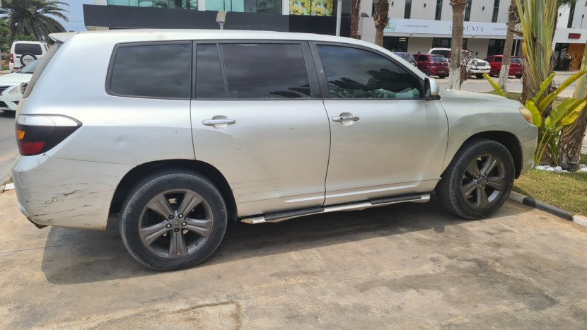 Venda TOYOTA HIGHLANDER V6 LIMITED