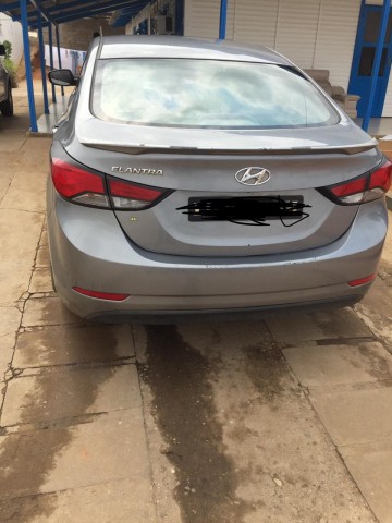 Venda Hyundai ELANTRA 7.000.000,00