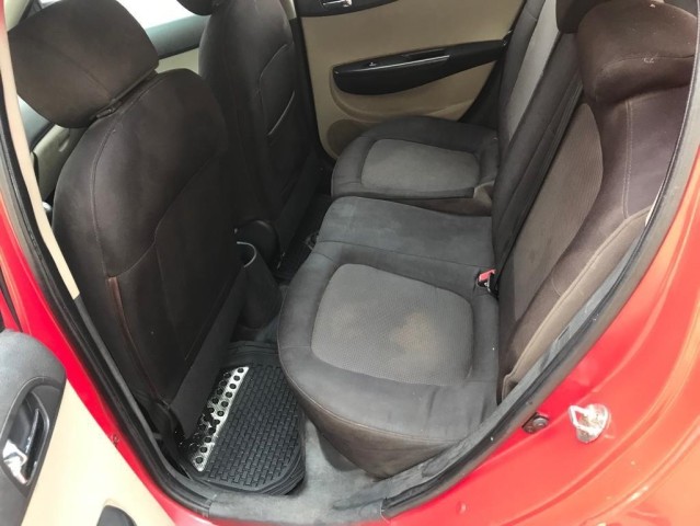 Venda Hyundai i20 - Vermelho