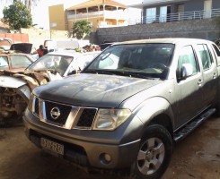 Comprar Estou a Vender Essa Nissan Navara