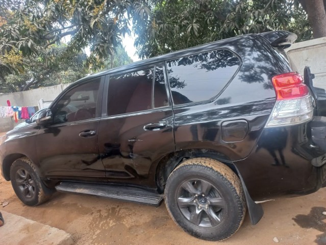 Venda Toyota prado TXL Manual