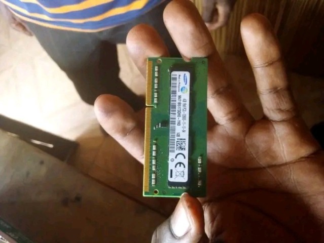 Venda Memorial Ram 4GB ddr3