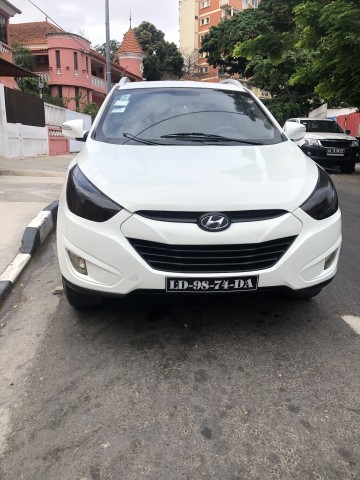 Venda Hyndai Tucson ix35 limpo é bem conservado