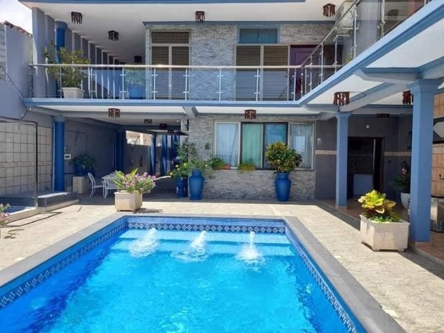 Venda Moradia T4 duplex beira mar mpc