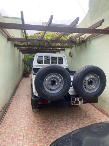 Venda Toyota Land Cruiser (Cabine Simples)