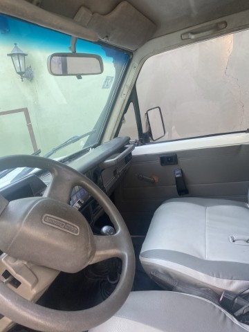 Venda Toyota Land Cruiser (Cabine Simples)
