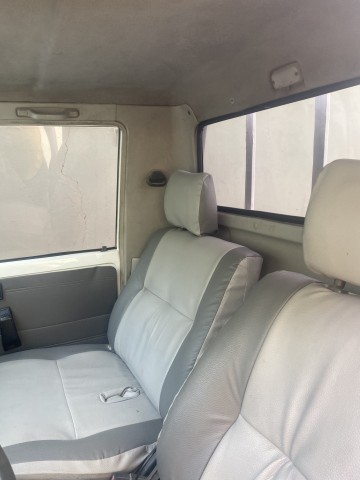 Venda Toyota Land Cruiser (Cabine Simples)